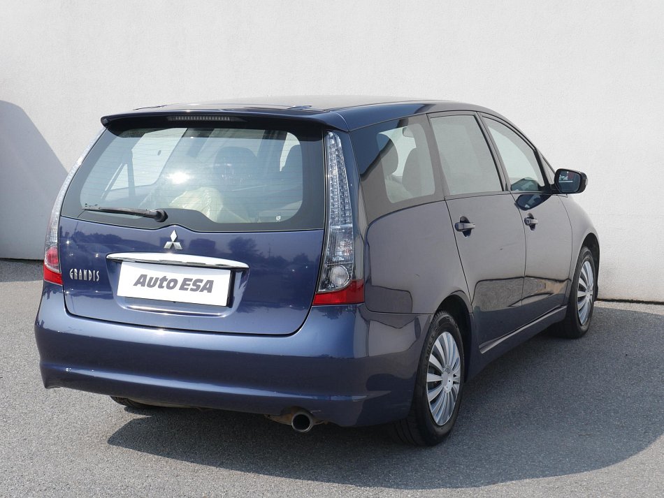 Mitsubishi Grandis 2.4 MIVEC 