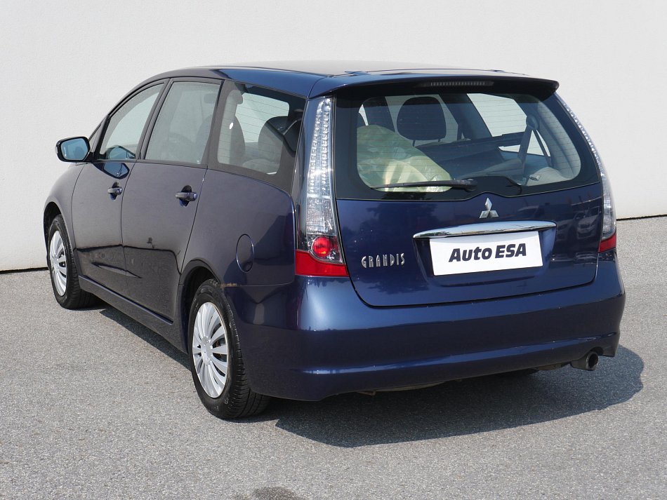 Mitsubishi Grandis 2.4 MIVEC 