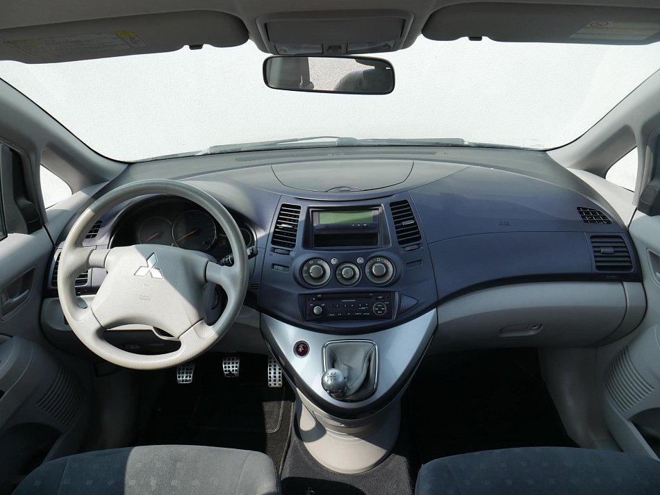 Mitsubishi Grandis 2.4 MIVEC 