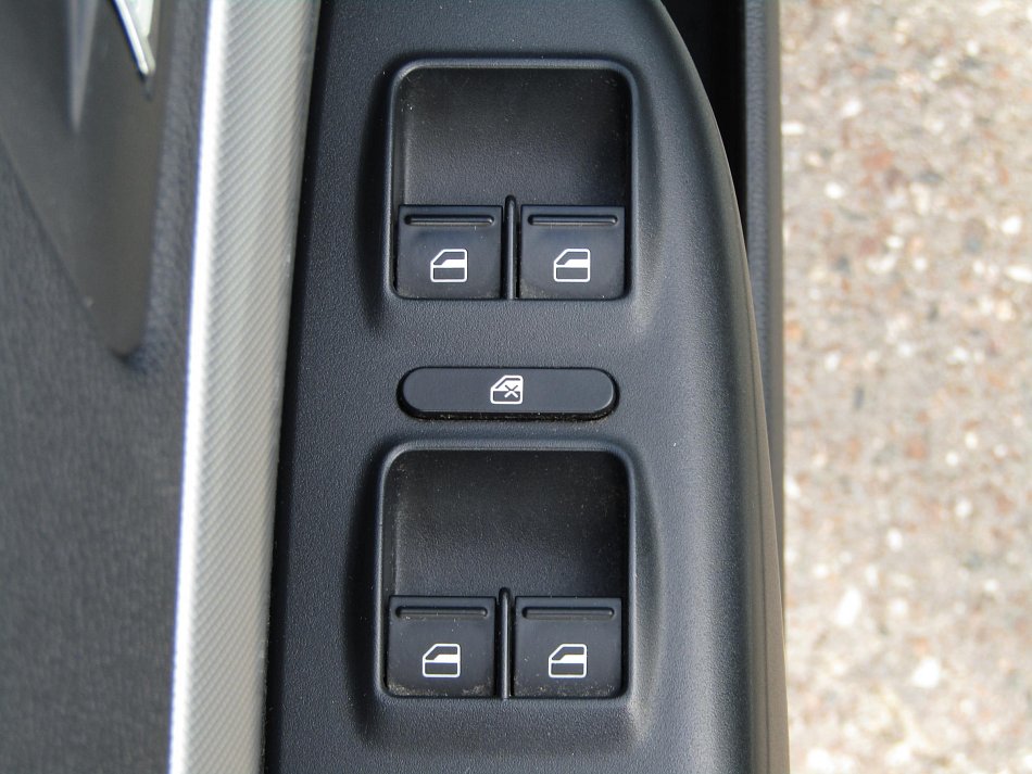 Škoda Octavia II 1.6i 