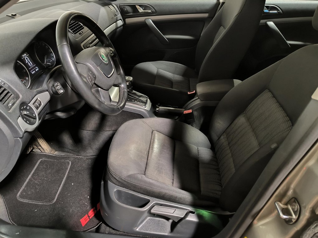 Škoda Octavia II 1.4 TSi Elegance