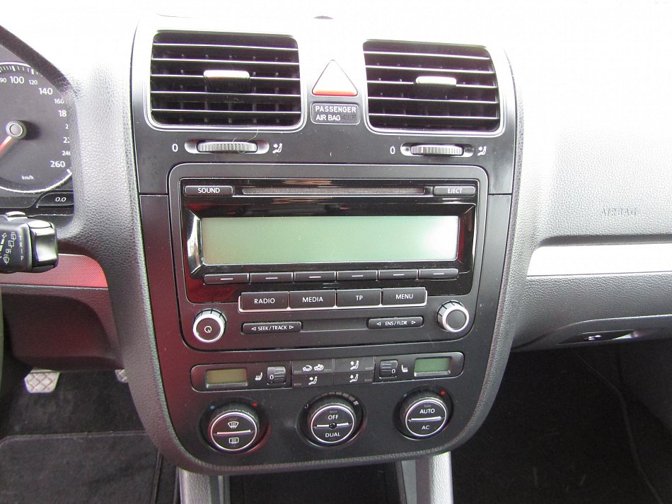 Volkswagen Golf 1.4 TSi 