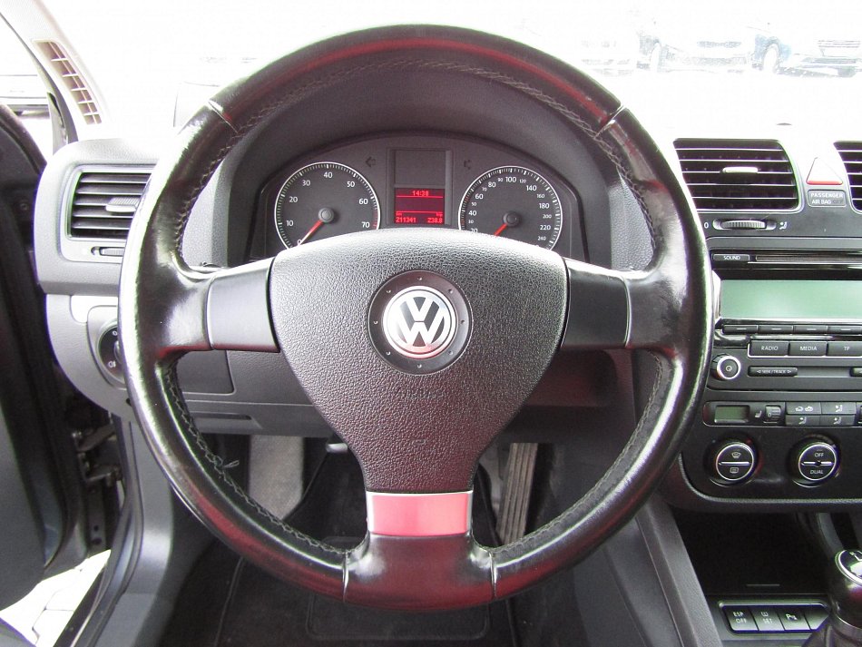 Volkswagen Golf 1.4 TSi 