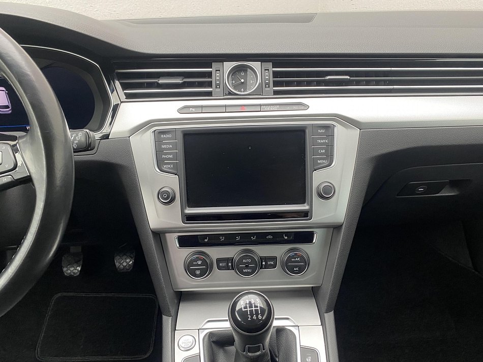 Volkswagen Passat 2.0 TDi Comfortline