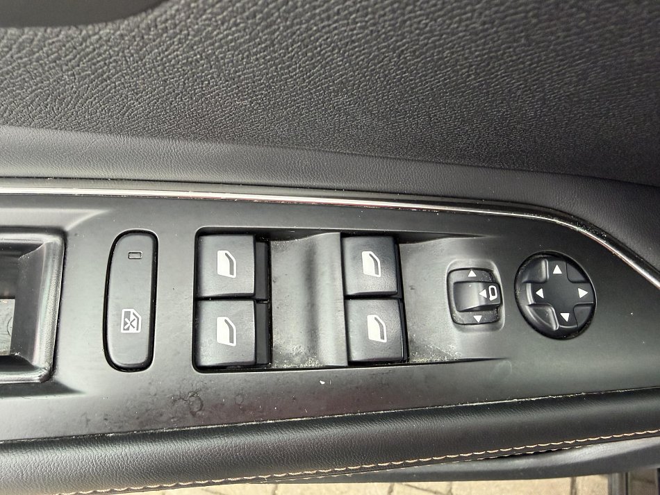 Peugeot 3008 2.0 HDi GT