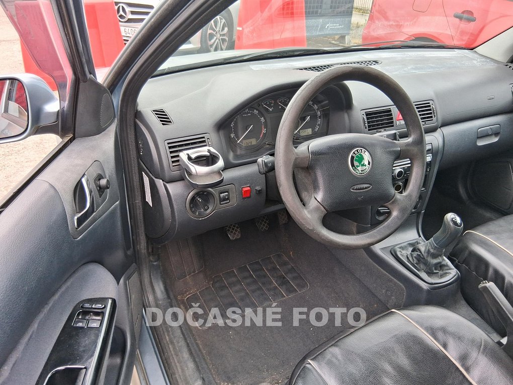 Škoda Octavia 1.6i 