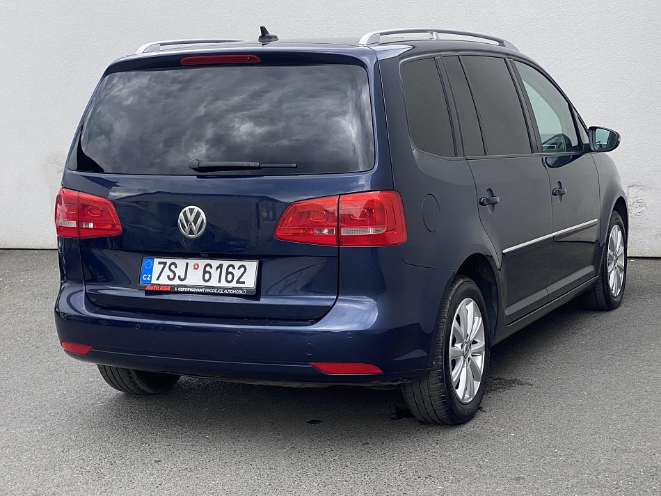 Volkswagen Touran 2.0 TDi 