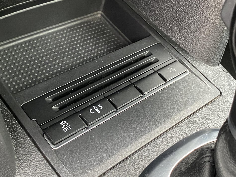 Volkswagen Touran 2.0 TDi 