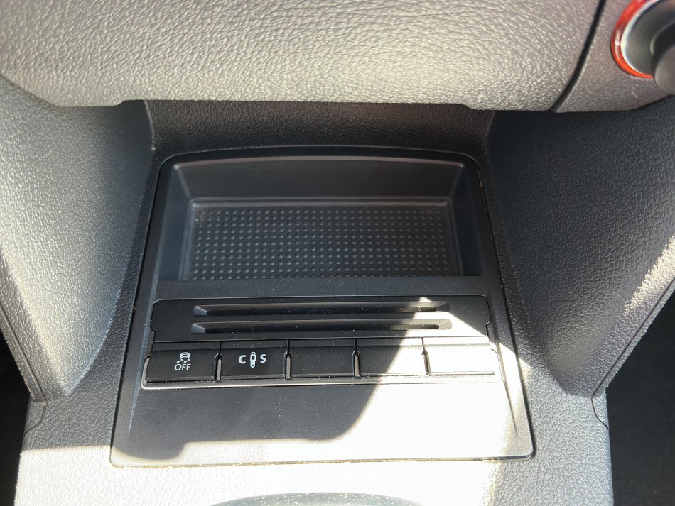 Volkswagen Touran 2.0 TDi 