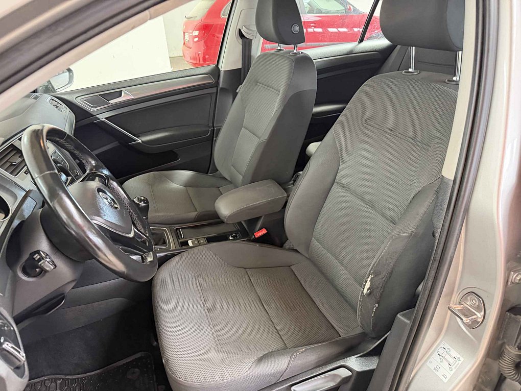 Volkswagen Golf 1.2 TSi Comfortline VII