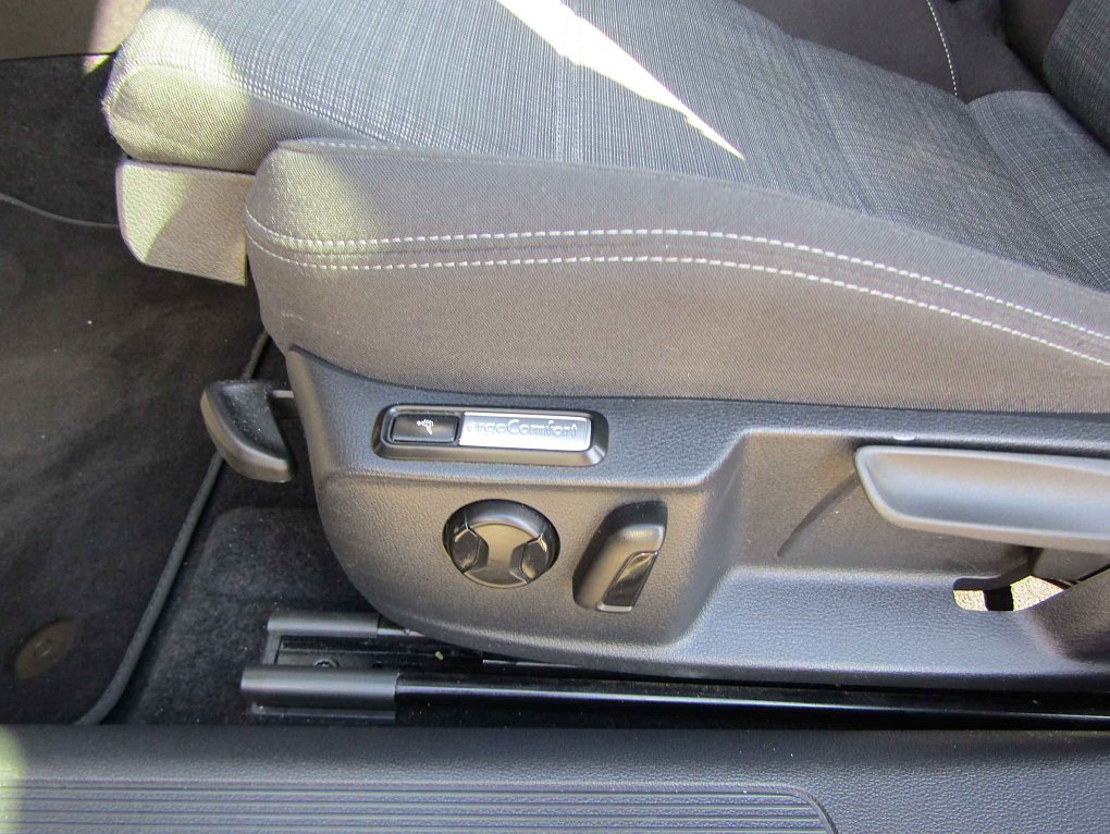 Volkswagen Passat 1.5 TSi 