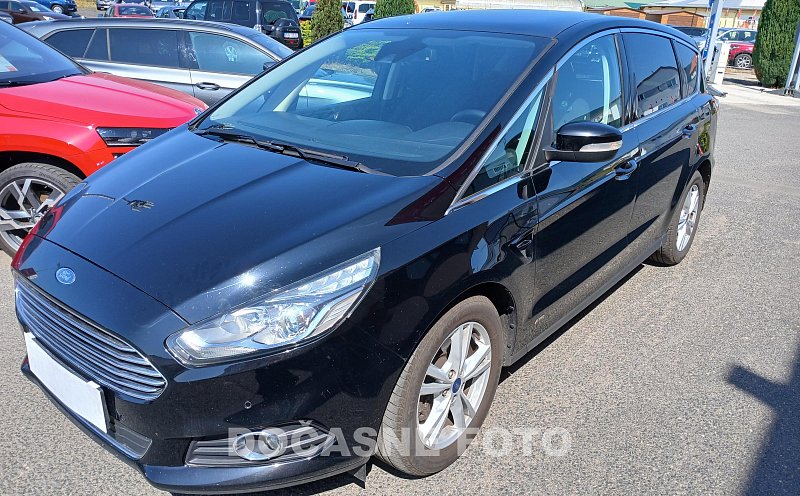Ford S-MAX 2.0 TDCI  4x4, 7míst