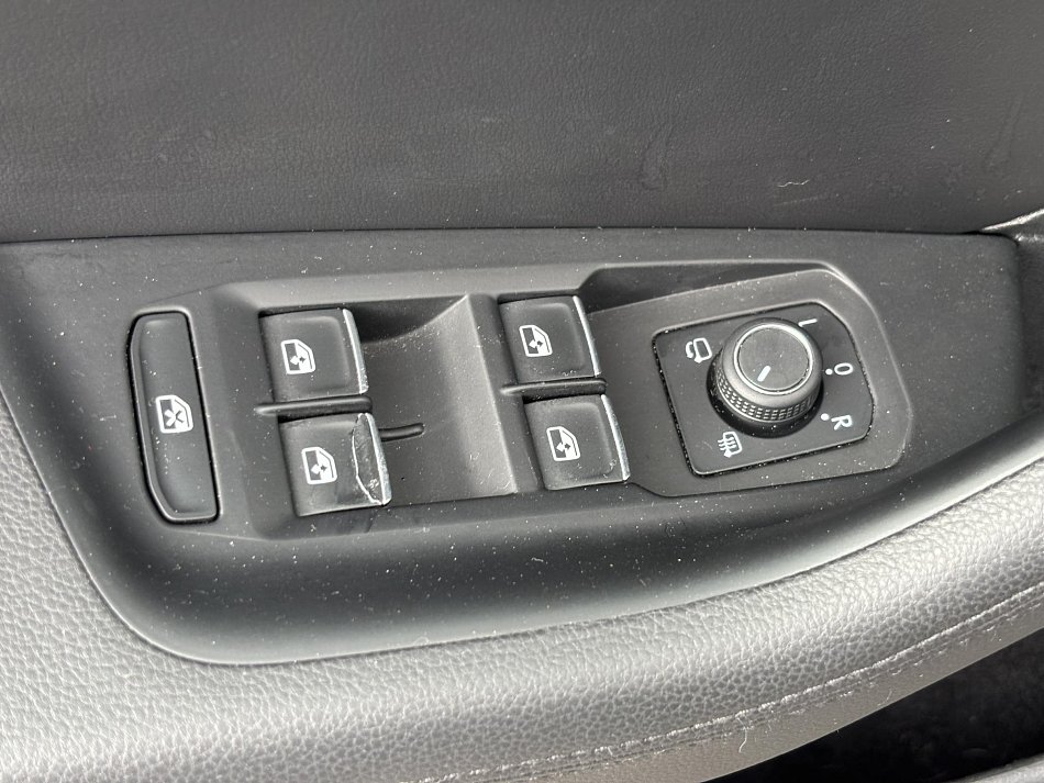 Volkswagen Passat 2.0 TDi Highline