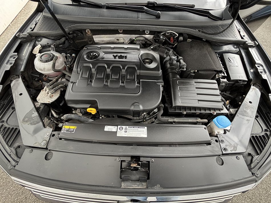 Volkswagen Passat 2.0 TDi Highline