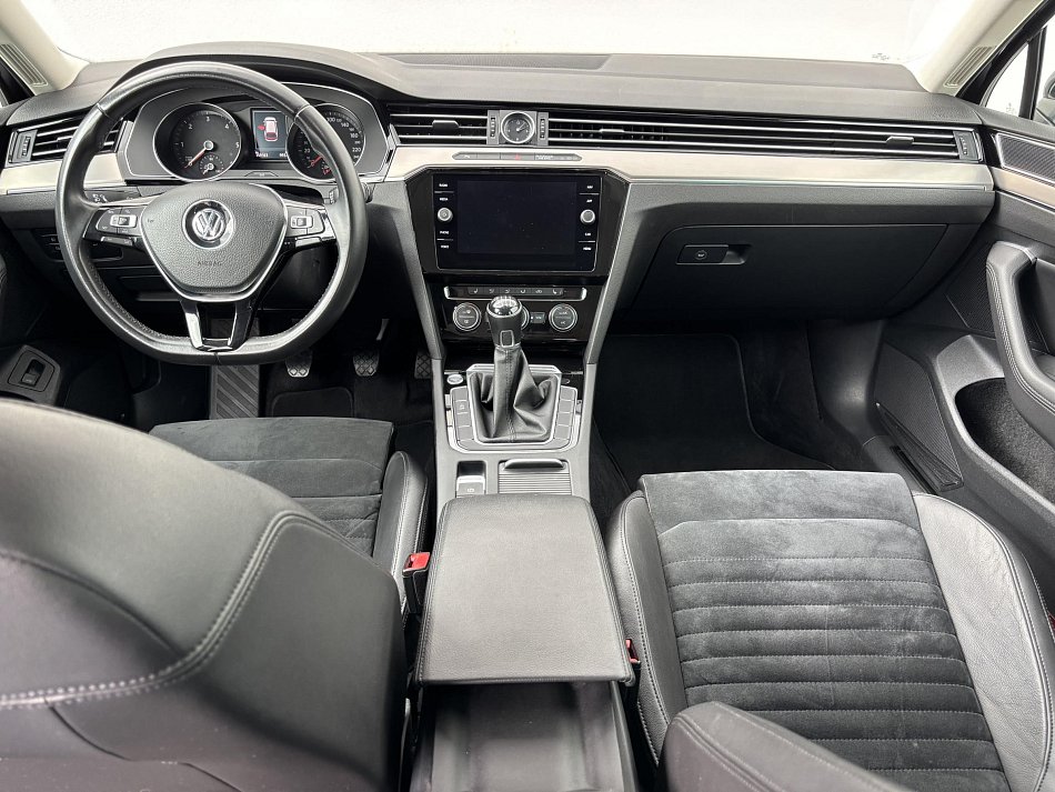 Volkswagen Passat 2.0 TDi Highline