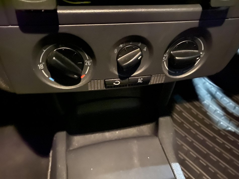 Škoda Fabia I 1.4 16V 