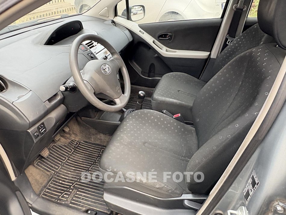 Toyota Yaris 1.0 VVT-i 