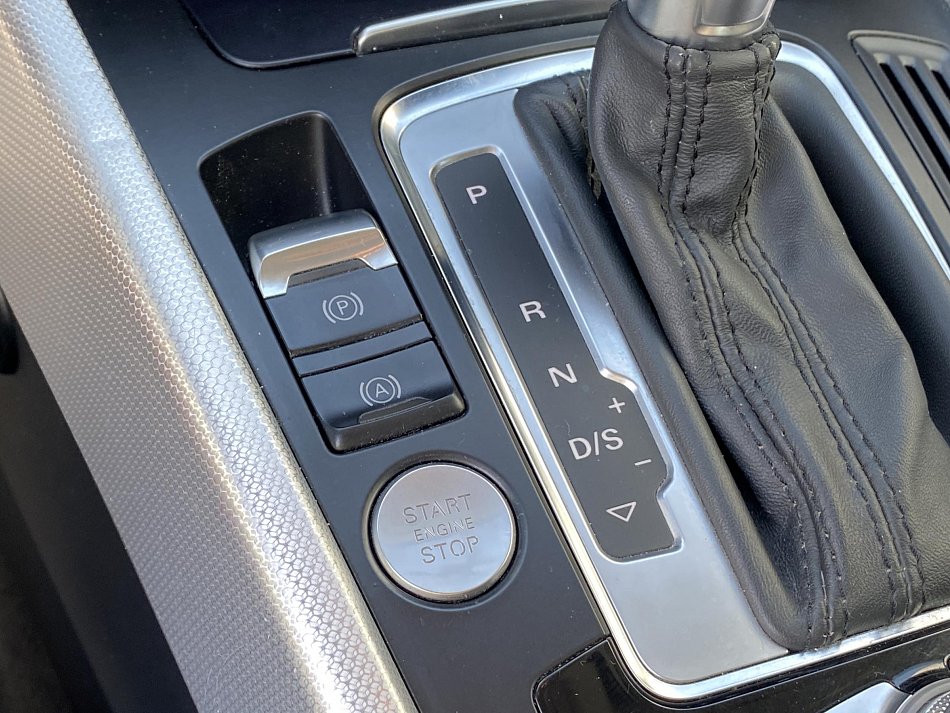 Audi Q5 2.0 TDi S-line Quattro