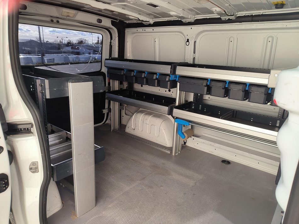 Renault Trafic 1.6dCi  DÍLNA