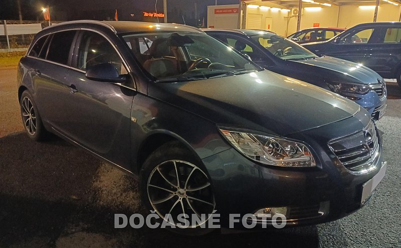Opel Insignia 2.0T 