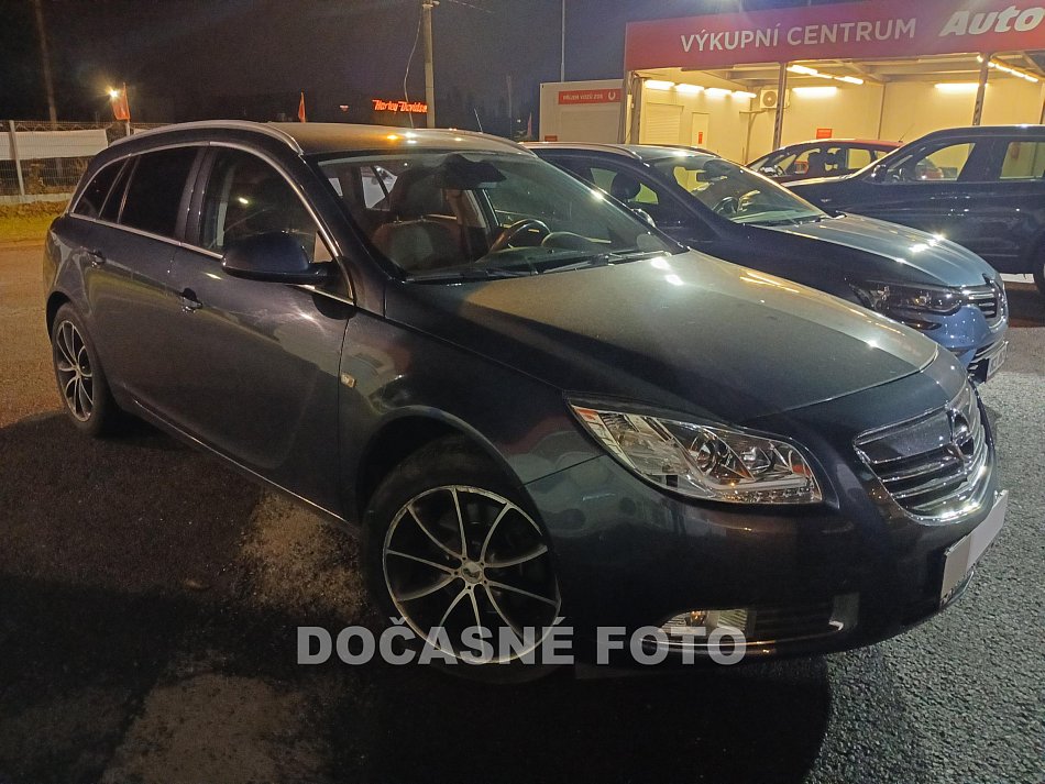 Opel Insignia 2.0T 