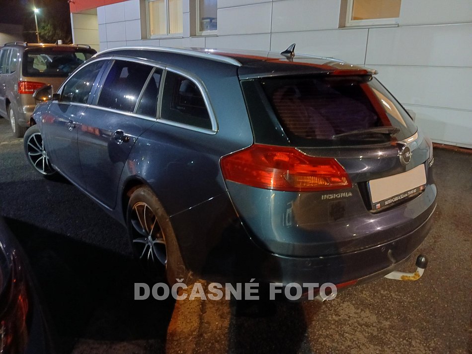 Opel Insignia 2.0T 