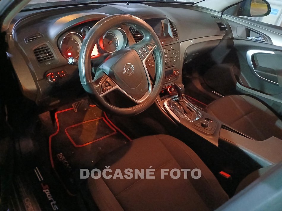 Opel Insignia 2.0T 