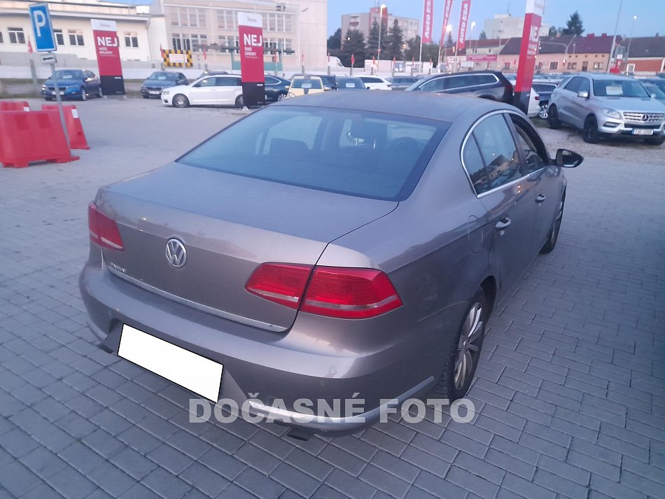 Volkswagen Passat 2.0 TDi 