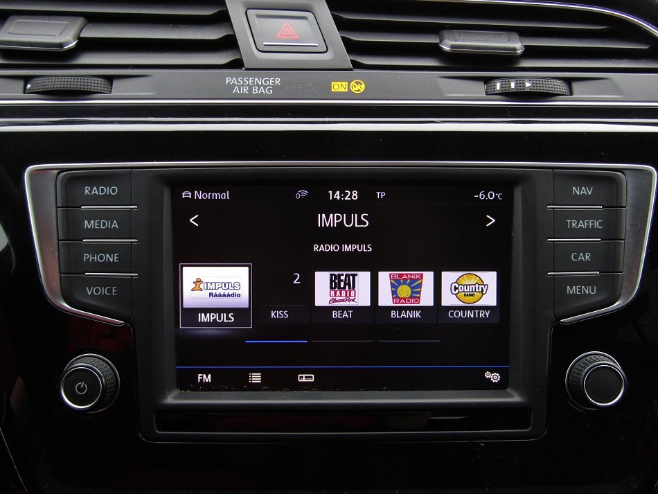 Volkswagen Touran 2.0 TDi 