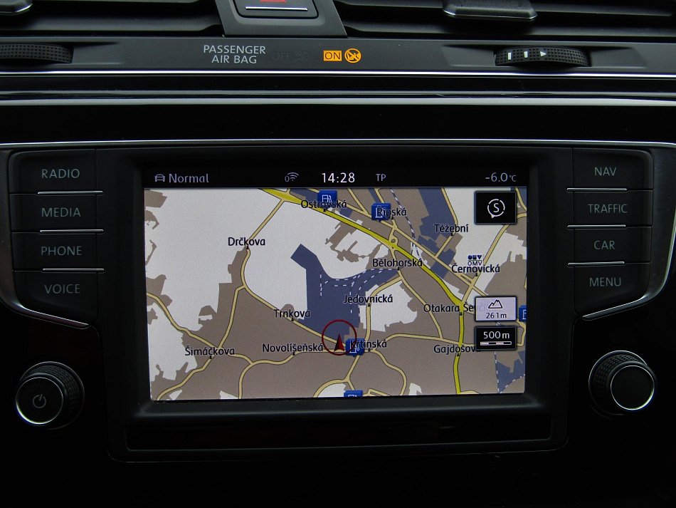 Volkswagen Touran 2.0 TDi 