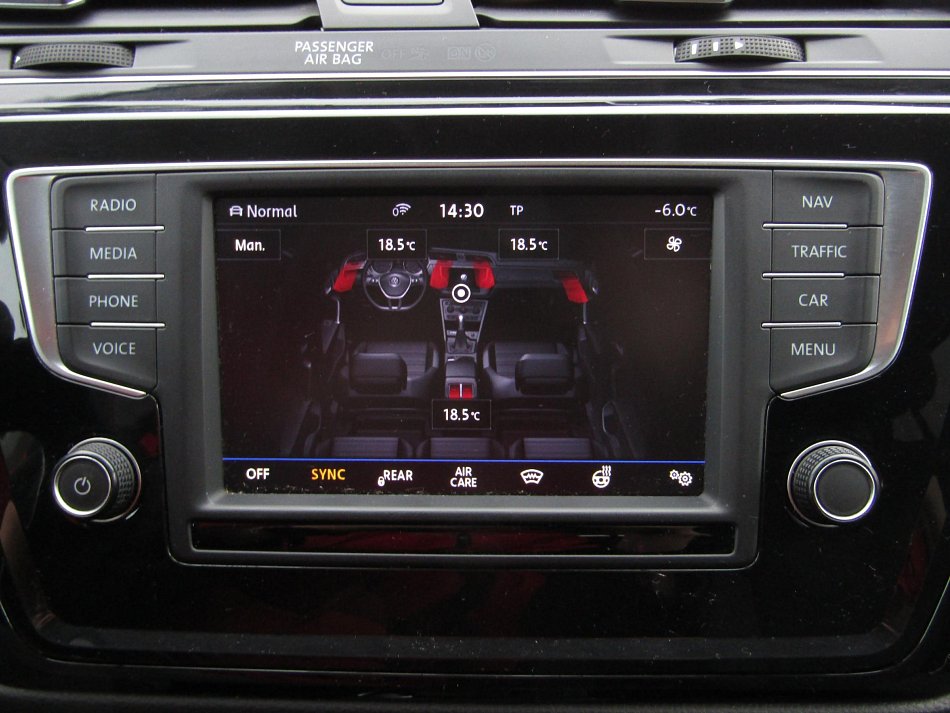 Volkswagen Touran 2.0 TDi 