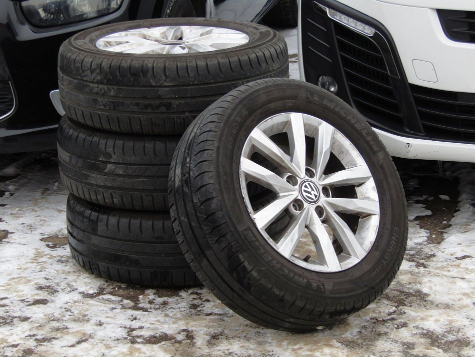 Volkswagen Touran 2.0 TDi 