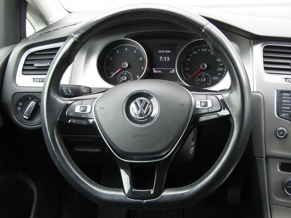 Volkswagen Golf 1.4TSI 