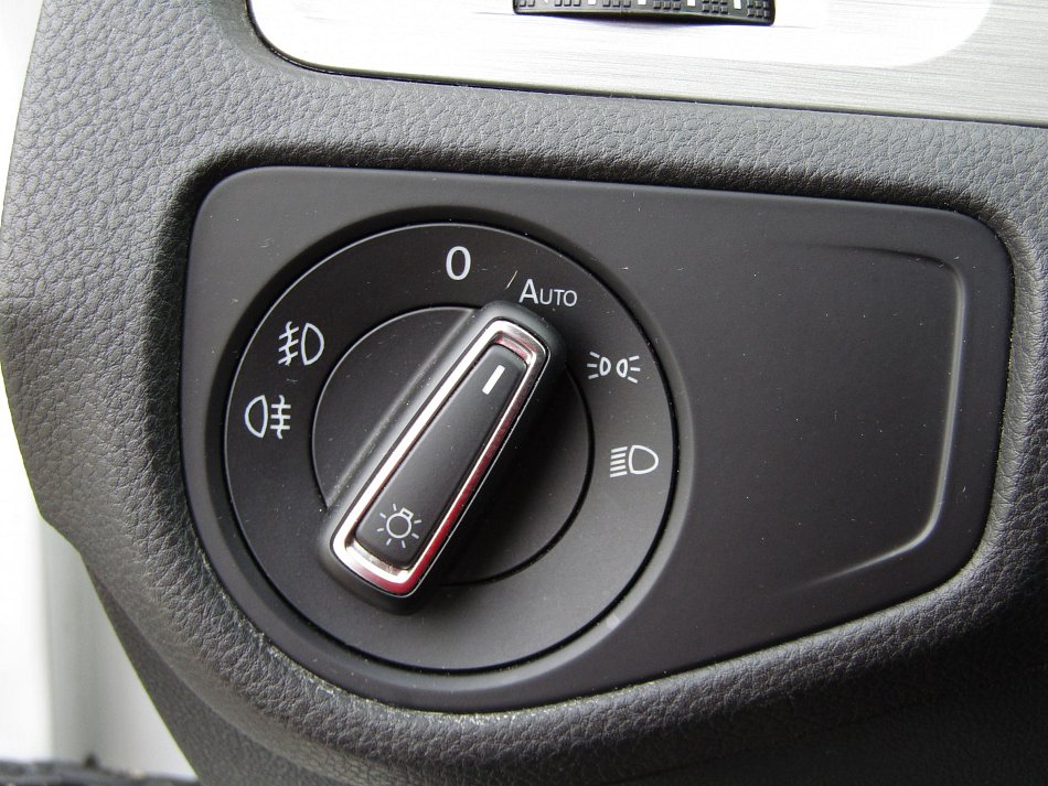 Volkswagen Golf 1.4TSI 