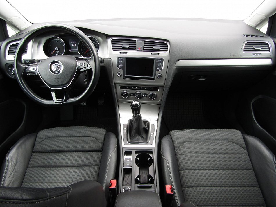 Volkswagen Golf 1.4TSI 