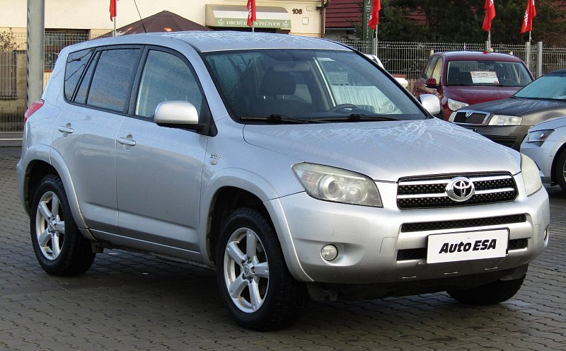 Toyota RAV4 2.2D-4D 