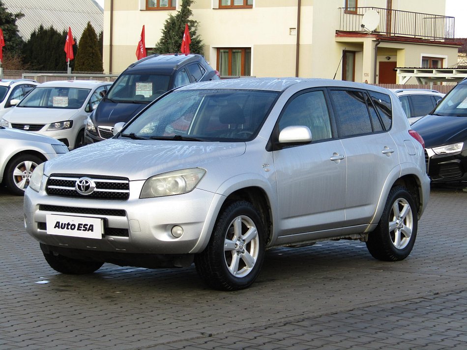 Toyota RAV4 2.2D-4D 