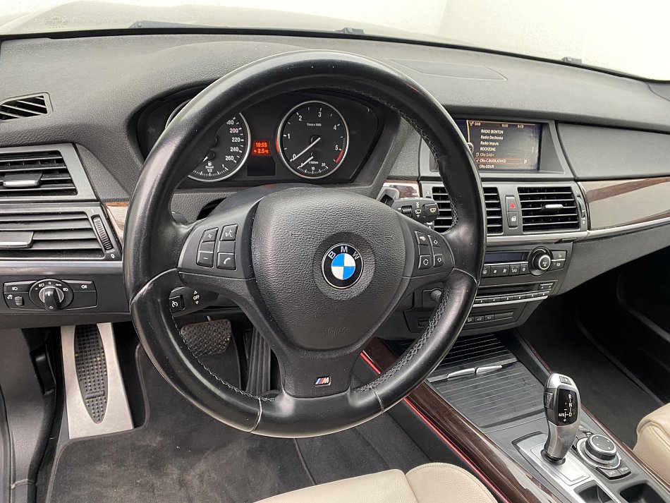 BMW X5 3.0d M Paket xDrive40d