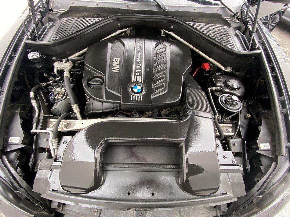 BMW X5 3.0d M Paket xDrive40d