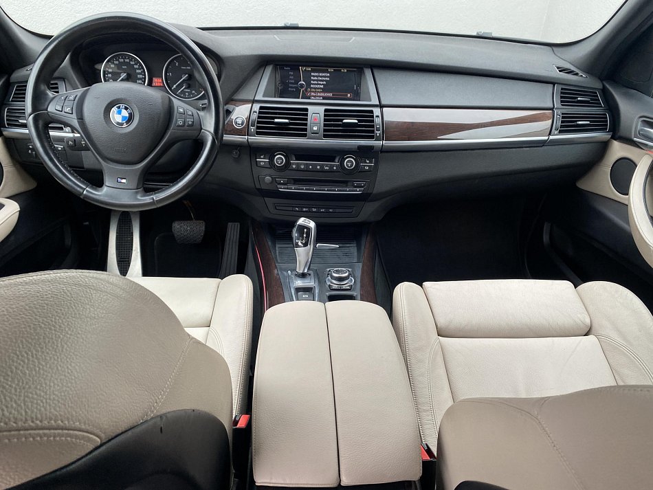 BMW X5 3.0d M Paket xDrive40d