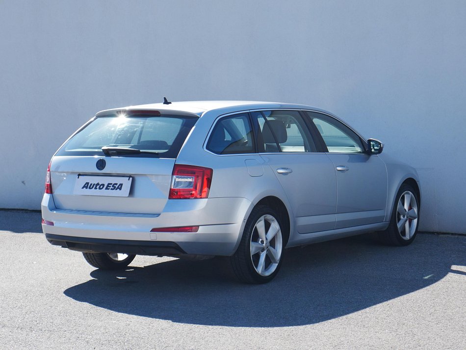 Škoda Octavia III 1.8TSi Elegance 4x4