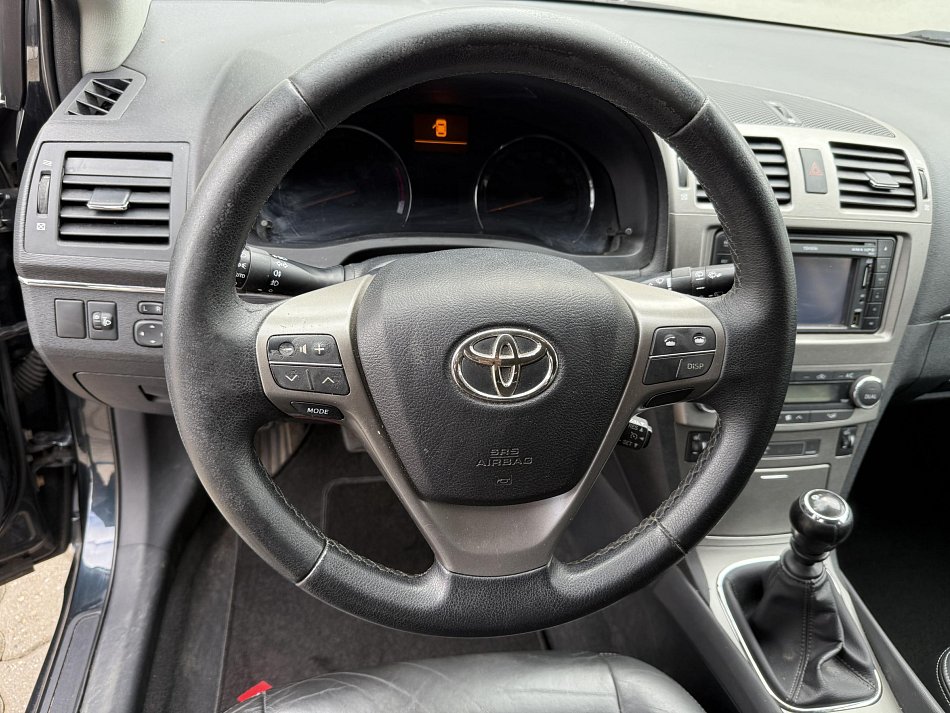 Toyota Avensis 2.2D 
