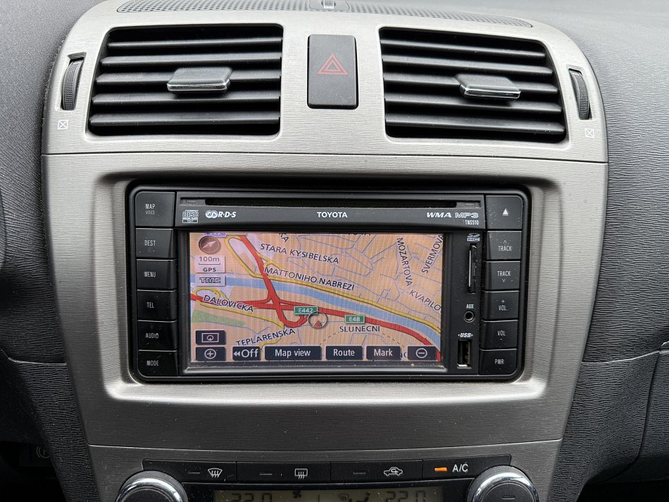 Toyota Avensis 2.2D 