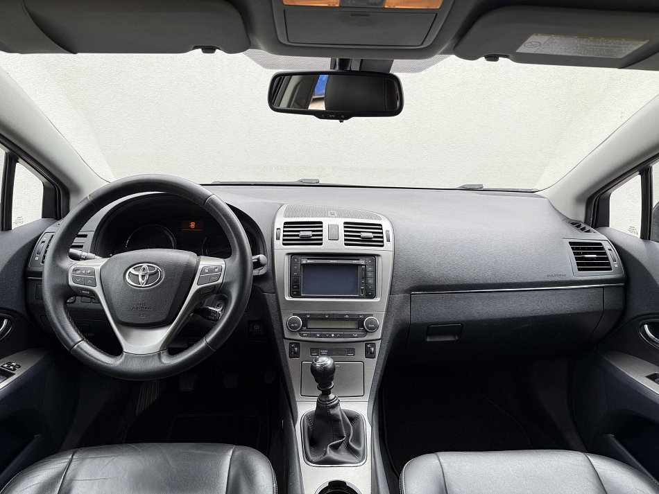Toyota Avensis 2.2D 