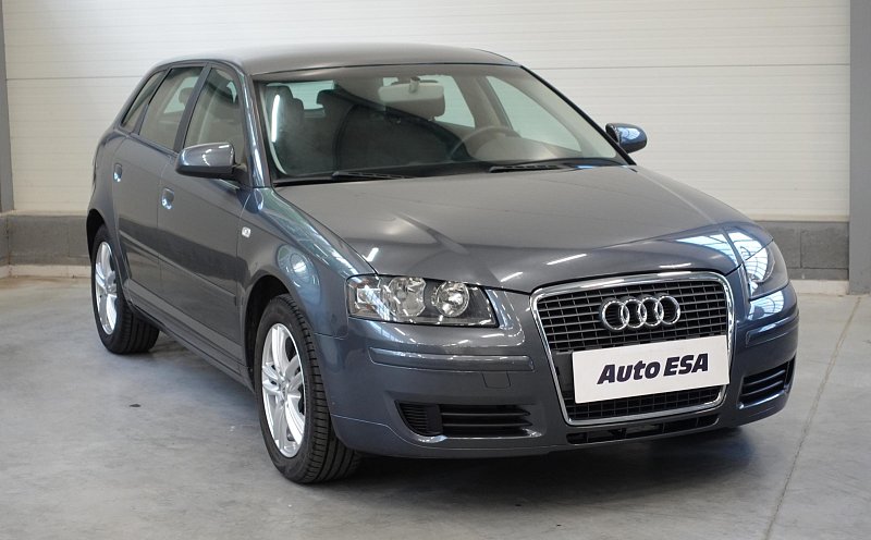 Audi A3 1.6i 