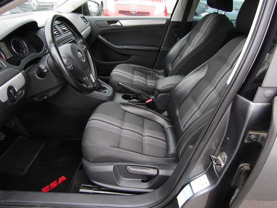 Volkswagen Jetta 1.6 TDi Match