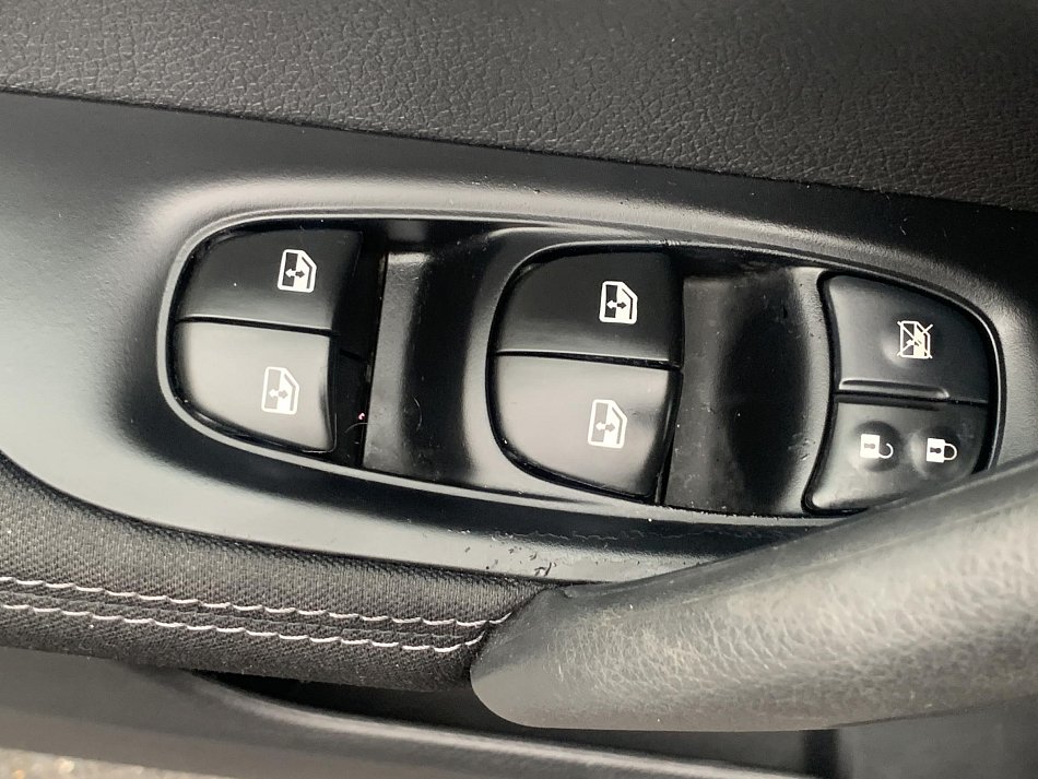 Nissan Qashqai 1.2 DiG-T N-Connecta