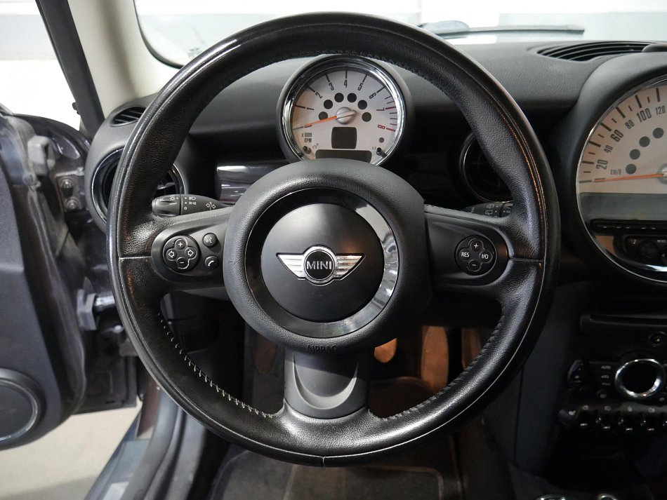 Mini Cooper 1.6i 