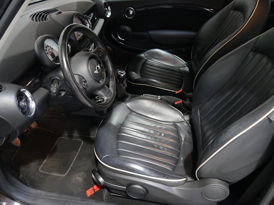 Mini Cooper 1.6i 