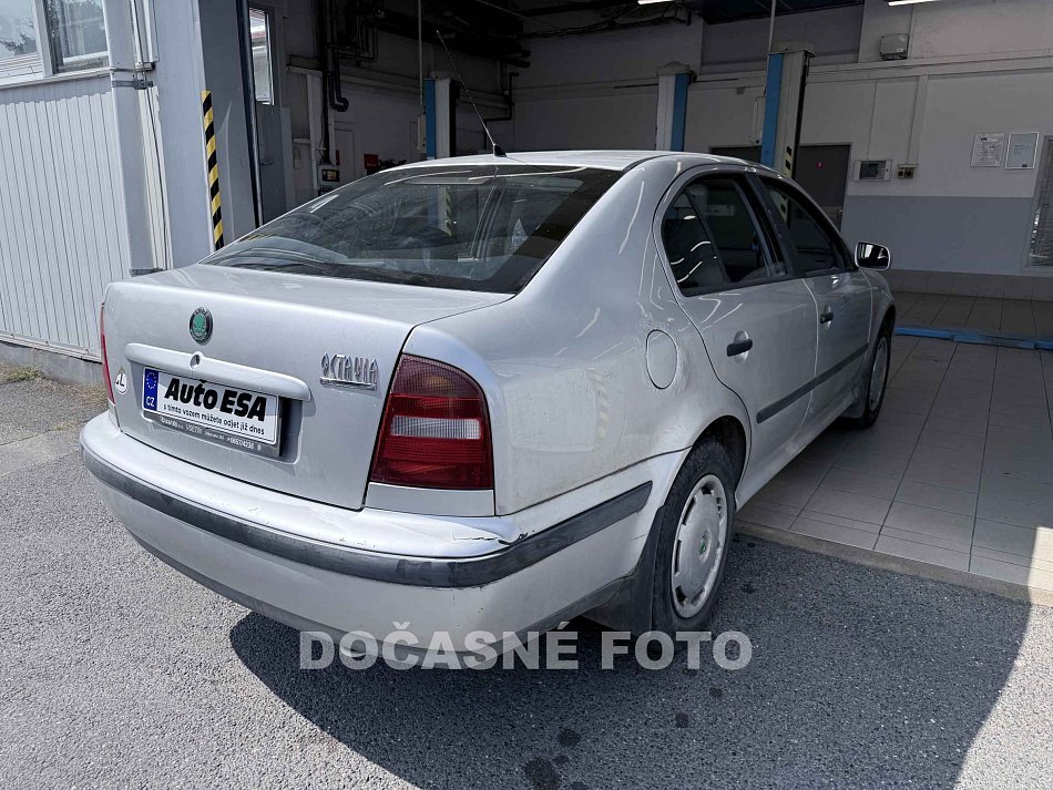 Škoda Octavia 1.6i 